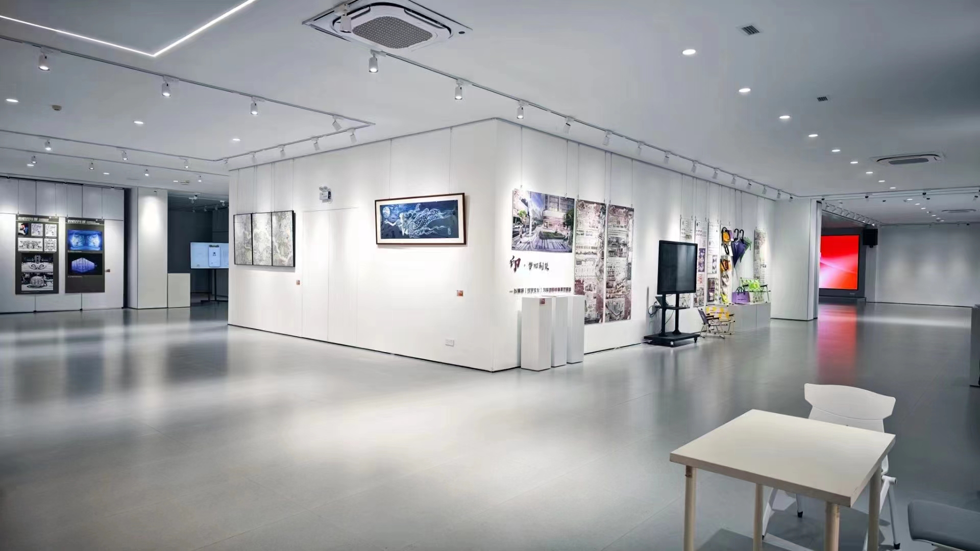 融汇创意之美 我校设计学院教师双年展以跨界多元化拓展艺术边界